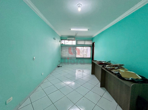 SALAS COMERCIAIS, Rua Neo Alves Martins