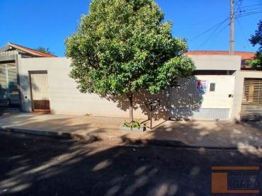 Casa para Venda em Londrina - PR, Cafezal