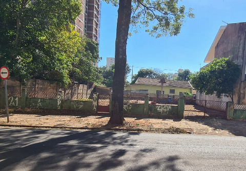 TERRENOS, Rua 10 de Maio