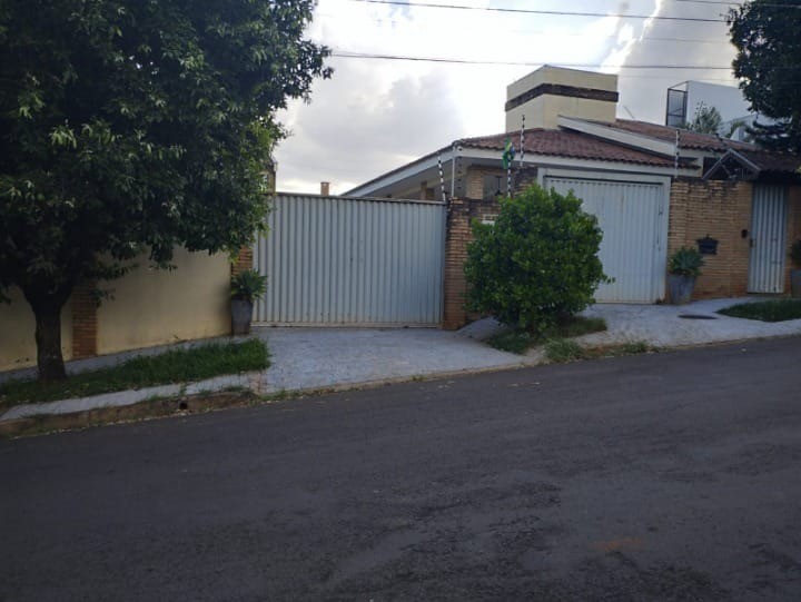 CASAS, Rua Ouro Verde