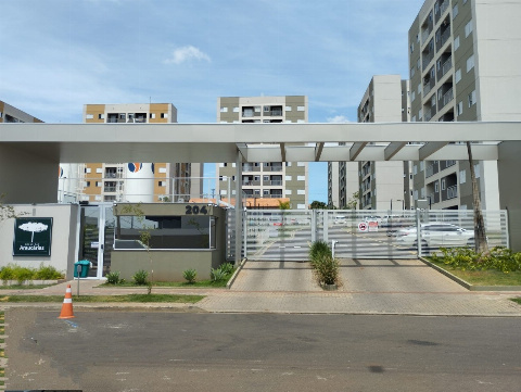 APARTAMENTOS, Rua Pequi