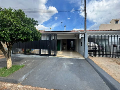 CASAS, Rua Ernesto Volpato
