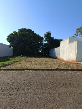 TERRENOS, Rua Nazareno Carlos Fiori