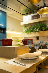 Apartamento para Venda em Maringá - PR, Zona 03