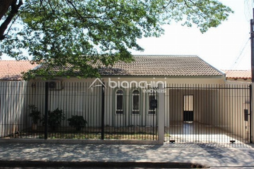 Casa para Venda em Maringá - PR, Jd Maravilha