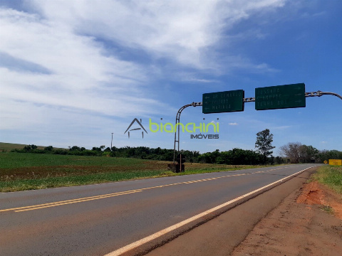 Sítio para Venda em Doutor Camargo - PR, Área Rural