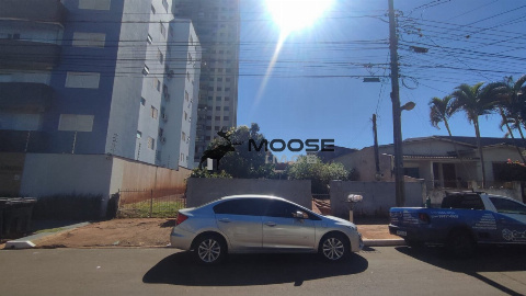 TERRENOS, Rua Itapura