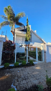 Sobrado para Venda em Maringá - PR, Zona 02