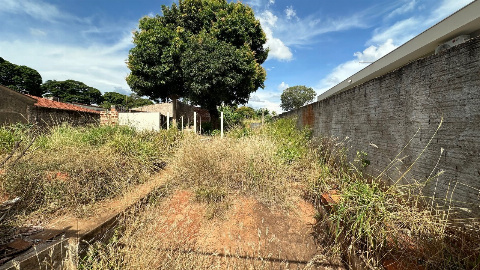 Terreno Comercial para Venda em Maringá - PR, Vl Santa Izabel