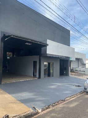 GALPÕES, Avenida das Palmeiras