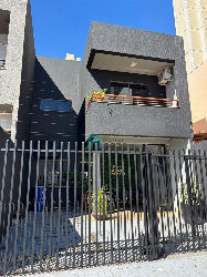 Sobrado para Venda em Cascavel - PR, Centro