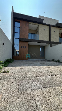 Sobrado para Venda em Cascavel - PR, Cassol