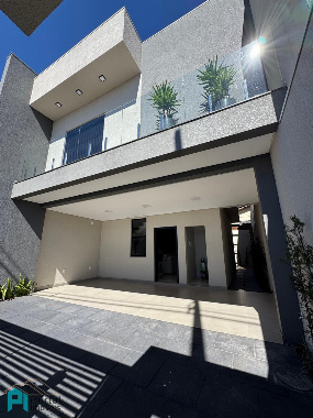 SOBRADOS, Rua Estilac Leal