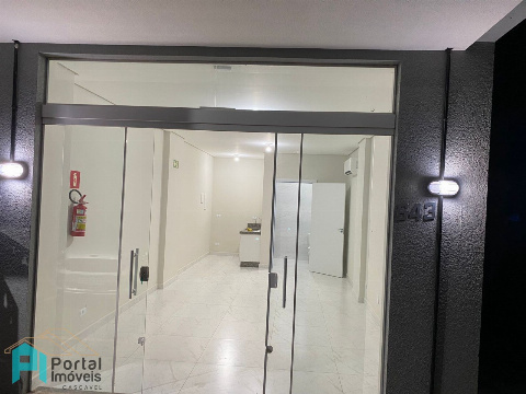 SALAS COMERCIAIS, Rua Santa Rosa