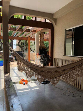 Sobrado para Venda em Maringá - PR, Zona 07