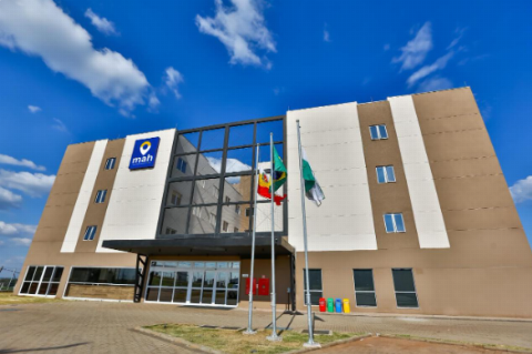 Apartamento para Venda em Maringá - PR, Pq Industrial Mario Bulhoes