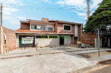 Casa para Locação em Maringá - PR, Zona 05