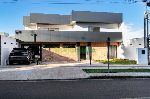 Casa para Locação em Maringá - PR, Zona 05