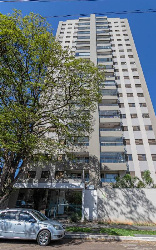Apartamento para Venda em Maringá - PR, Zona 03