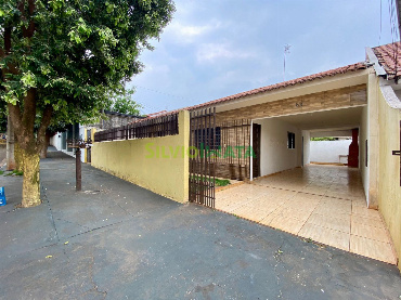 Casa para Venda em Maringá - PR, Cj Hab Requiao