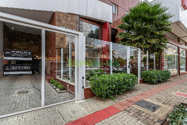 Apartamento para Venda em Maringá - PR, Zona 03