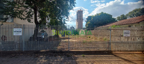 TERRENOS, Rua Bernardino de Campos