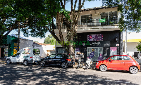 SOBRELOJAS, Avenida Cerro Azul