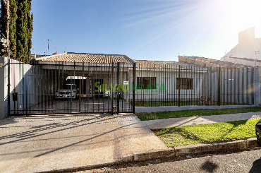 Casa para Venda em Maringá - PR, Jd Iguaçu