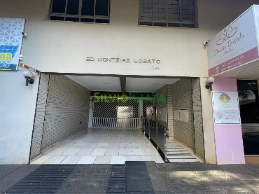 Apartamento para Locação em Maringá - PR, Zona 03