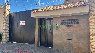 Casa em Condomínio para Locação em Maringá - PR, Recanto dos Magnatas