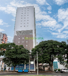 Apartamento para Locação em Maringá - PR, Zona 07