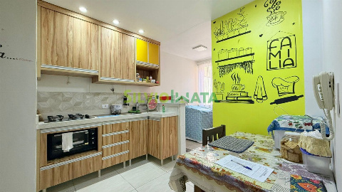 Apartamento para Venda em Maringá - PR, Zona 07