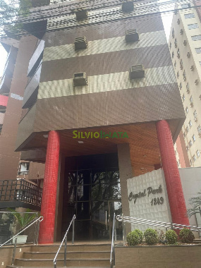 Apartamento para Venda em Maringá - PR, Zona 07