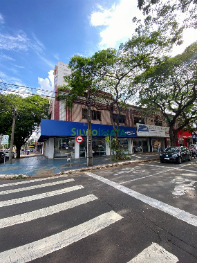 SOBRELOJAS, Avenida Brasil