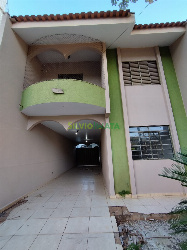 SOBRADOS, Rua Guaritá