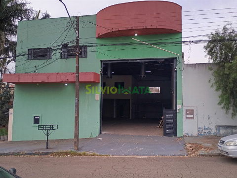 BARRACÃO, Rua Araucária