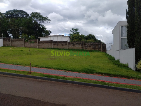 TERRENOS, Rua das Azaléias