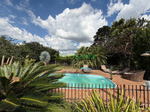 TERRENOS, Estrada Vieira