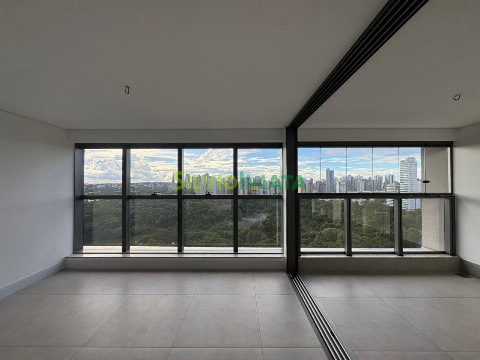 Apartamento para Venda em Maringá - PR, Zona 03