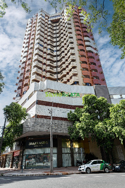 APARTAMENTOS, Praça Rocha Pombo