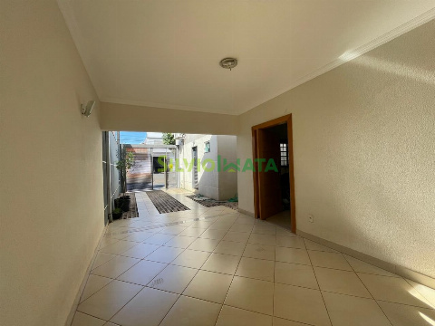 Casa para Locação em Maringá - PR, Cj Hab Inocente Vl Nova Júnior