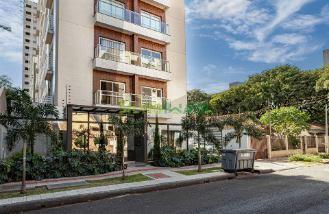 Apartamento para Venda em Maringá - PR, Zona 07