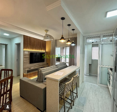 Apartamento para Venda em Maringá - PR, Zona 02