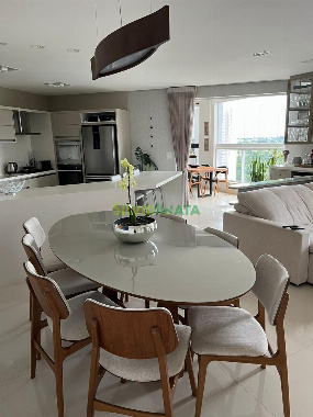 Apartamento para Venda em Maringá - PR, Zona 03