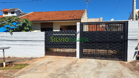 Casa para Venda em Maringá - PR, Jd Paris