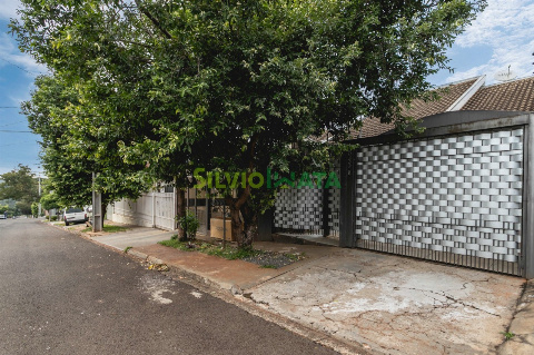 Casa para Venda em Maringá - PR, Jd Paris