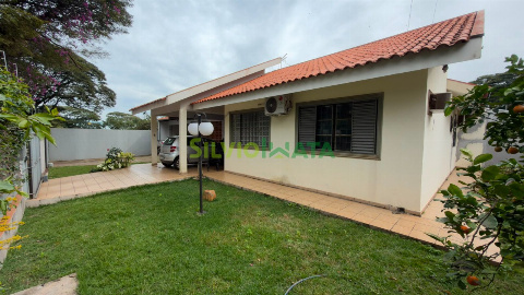 Casa para Venda em Maringá - PR, Cj Res João Paulo I (Iguatemi)
