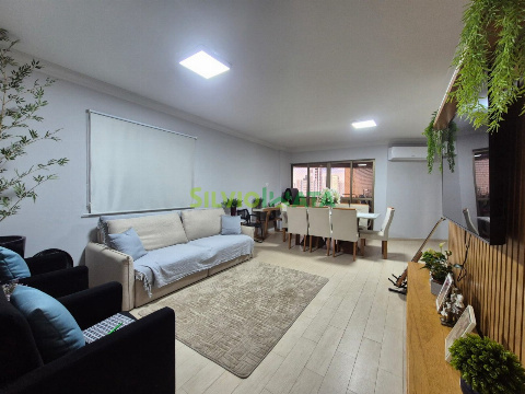 Apartamento para Venda em Maringá - PR, Zona 07