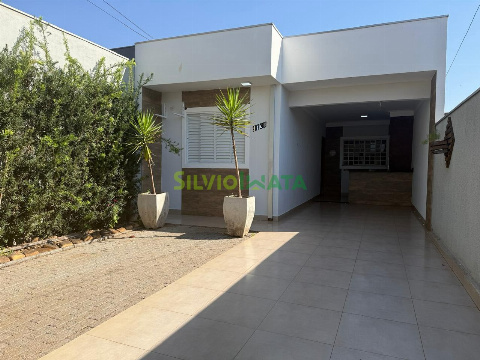 Casa para Venda em Maringá - PR, Jd Dias I