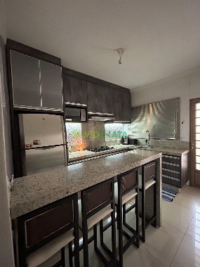 Casa para Venda em Maringá - PR, Jd Araucária